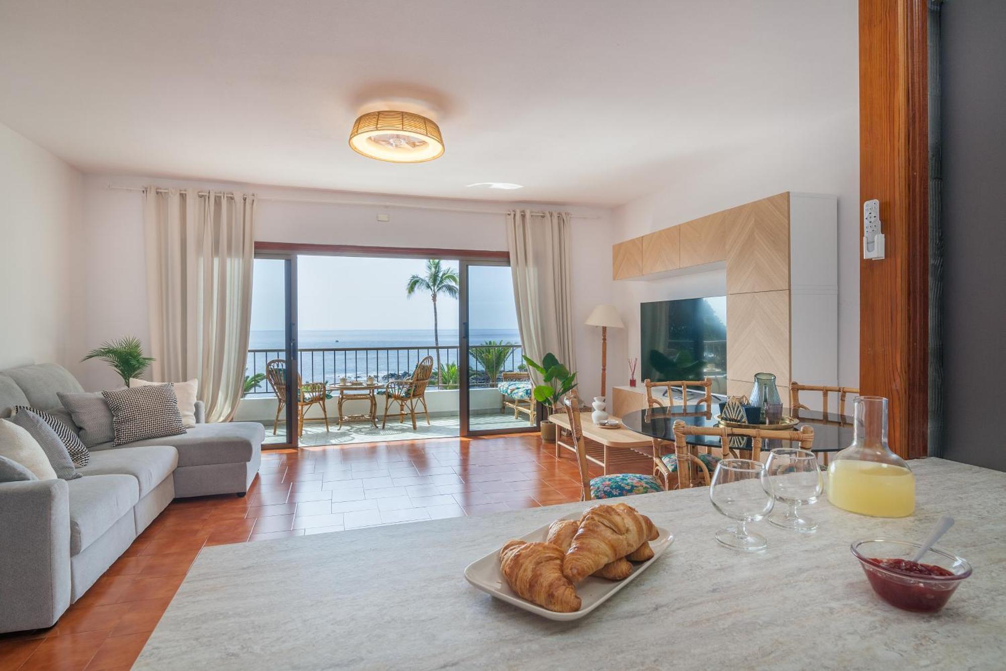 Casa De Franco - Ocean View, Terrace, Balcony, 50M From Playa La Arena, Fibre Net Apartment Puerto de Santiago  Exterior photo